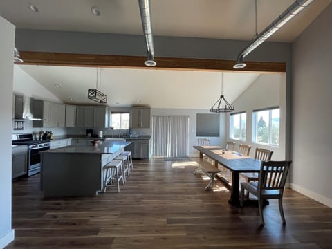 Dining area-Upstairs