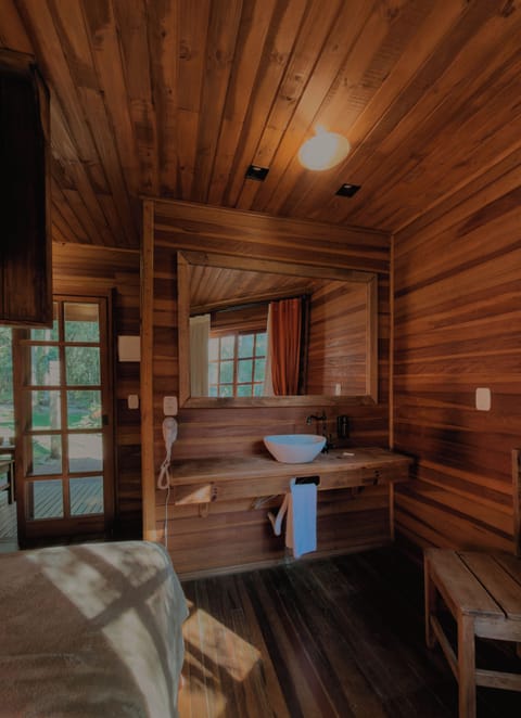 Cabana Dupla  | WiFi (free), bed sheets
