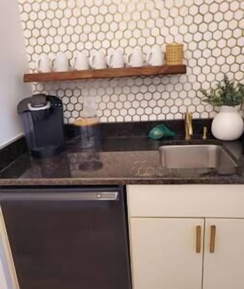 6a9f18ce f030 4c0d ad35 9c3cd91f3202