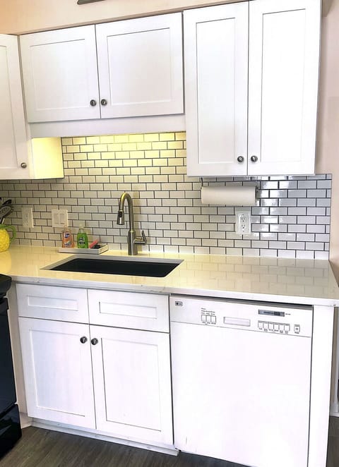 Updated kitchen, New countertops and deep sink