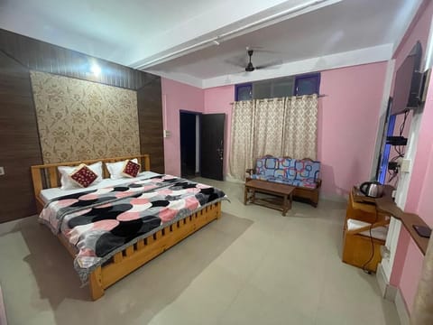 Double Room | Premium bedding, bed sheets