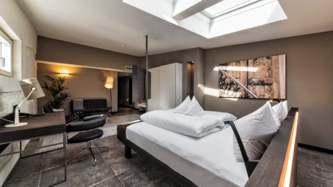 Design Double Room | In-room safe, individually decorated, desk, laptop workspace