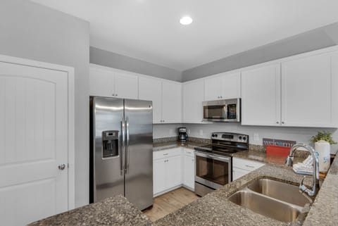 Kitchen with plenty of counter space