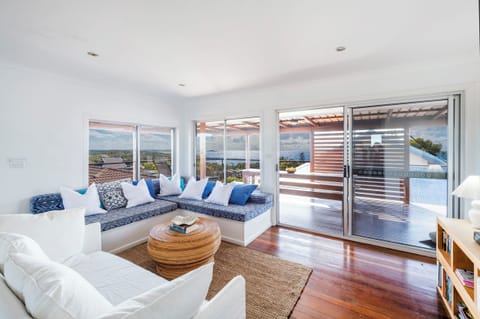 Beachies - Angourie accommodation with ocean views - Open plan kitchen, living & dining with ocean views