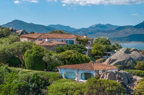 Building Exterior, Facilities, Garden, Outdoor, Pool, Spring, Summer, Wellness