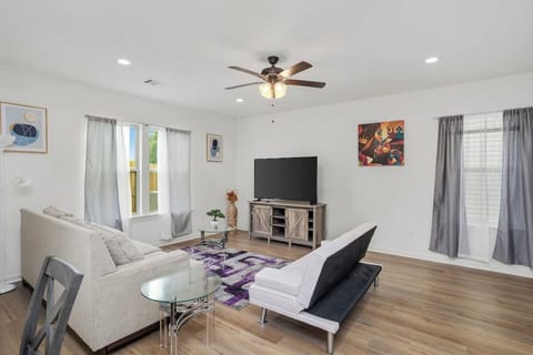 Living Room - Lounge, Laugh & Connect