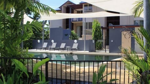 Exterior Pool