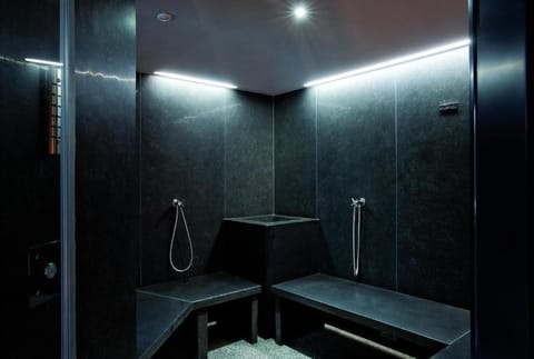 Sauna, hot tub, steam room, massages