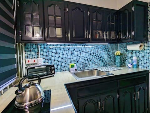 Well equipped kitchen