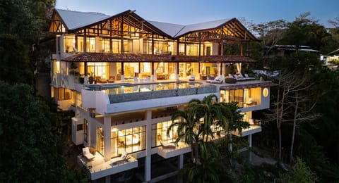 A unique, elegant, and luxurious villa within the lush forest of Manuel Antonio