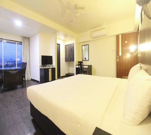 Basic Room | Desk, free WiFi