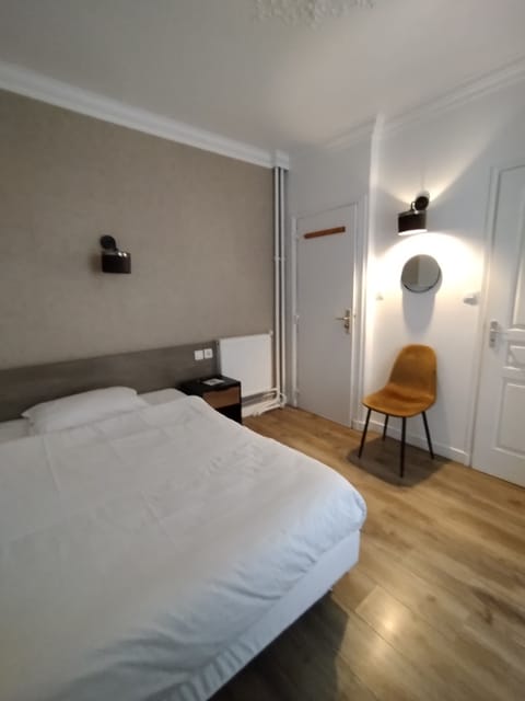 Premium bedding, soundproofing, free WiFi