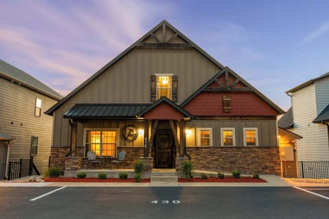 Welcome to Mountain Majesty Retreat!