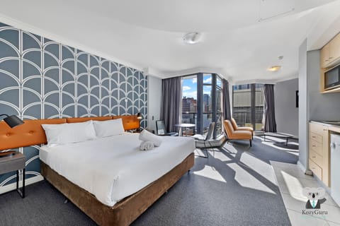 City Room, 1 Queen Bed | 1 bedroom, bed sheets
