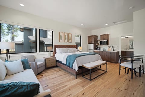 18124 Forestbrook-23