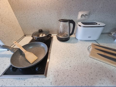 Apartment, 1 Bedroom, Balcony, Mountain View | Coffee and/or coffee maker