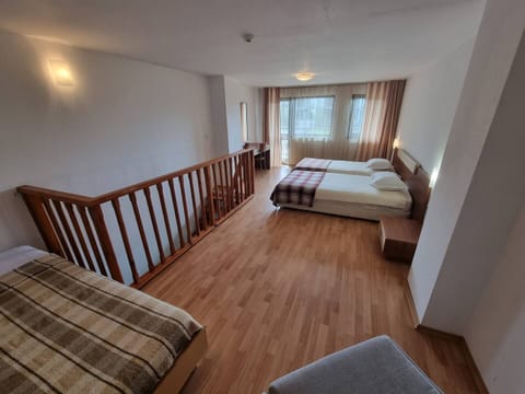 2 bedrooms