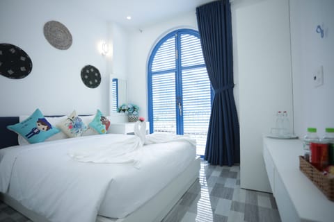 Deluxe Room | WiFi (free), bed sheets