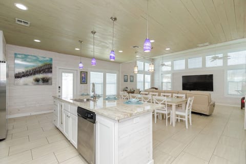 House, Multiple Beds, Patio, Garden View (Mermaid Hair Don't Care) | Interior