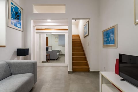 House | 1 bedroom