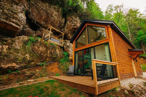 Welcome to The Naturalist at Rock Haven, where we`ve got the most unique hot tub in Kentucky. Prepare to soak your worries away and find out what true relaxation feels like.