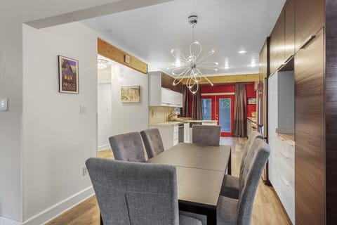 Dining for the Whole Family