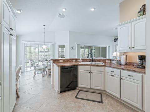 10-_OpulentREMedia-9