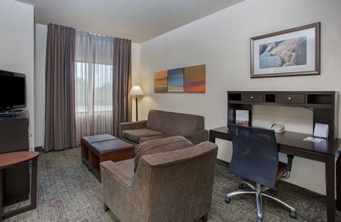 Suite, 1 King Bed, Kitchen | Premium bedding, desk, blackout drapes, iron/ironing board