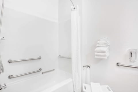 Free toiletries, towels