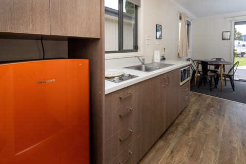 Two Bedroom Cabin - Pittwater | Private kitchen | Full-size fridge, microwave, stovetop, electric kettle