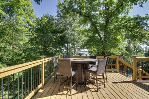 Brainerd Vacation Rental | 3BR | 2.5BA | Stairs Required | 3,344 Sq Ft