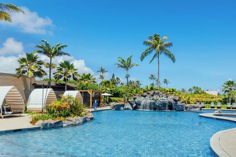 Outdoor pool, open 7:00 AM to 10:00 PM, cabanas (surcharge)