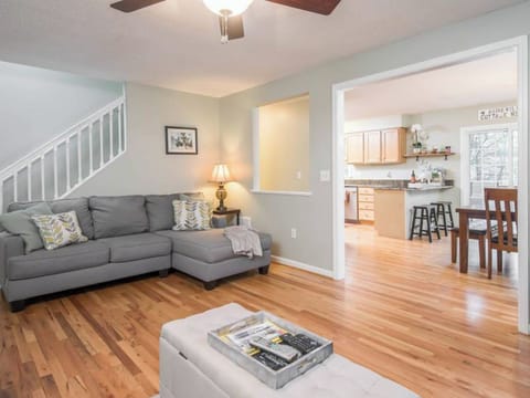 Welcome to Asheville Cottage Retreat!