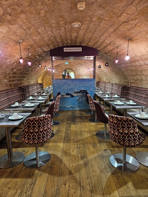 Daily buffet breakfast (EUR 14.00 per person)