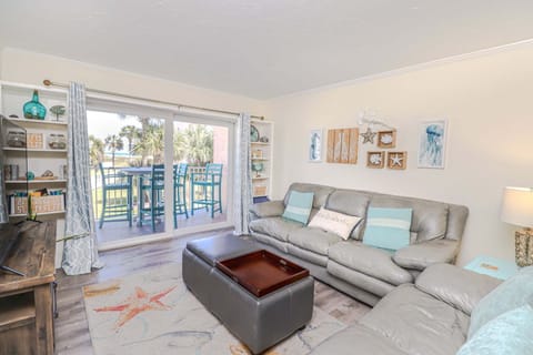 St. Augustine Beach Rentals Living Room