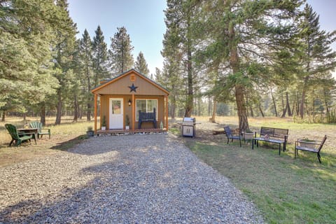 Eureka Vacation Rental | Studio | 1BA | 477 Sq Ft | Small Step for Entry