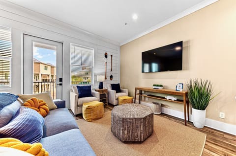 Living room with 75" smart tv