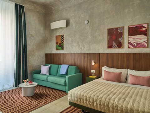 Extra Large Studio with Kitchenette and Sofa Bed | Premium bedding, memory foam beds, in-room safe, individually decorated