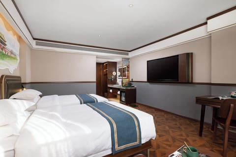 Elite Twin Room | Premium bedding, memory foam beds, free minibar, blackout drapes