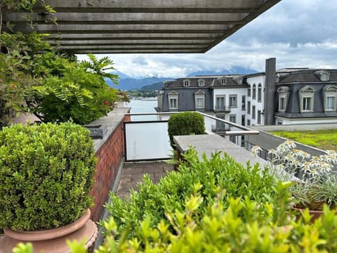 Classic Penthouse | Balcony