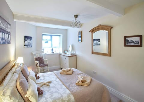 House | 3 bedrooms, high-speed internet
