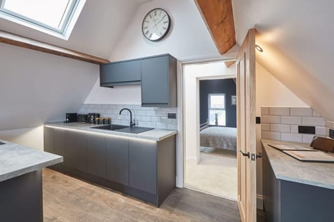 House | 1 bedroom
