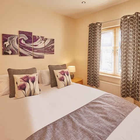 House | 4 bedrooms, Internet