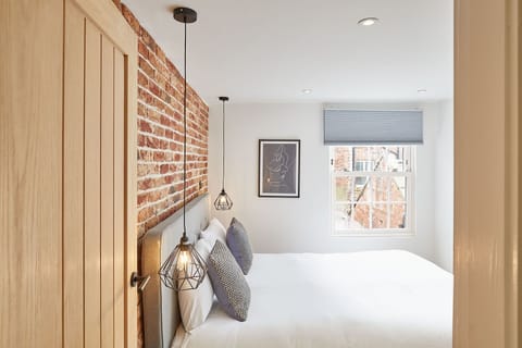 House | 1 bedroom