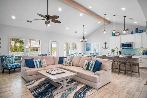 Welcome to spacious living! Enjoy our open floor plan designed for comfort and flexibility.