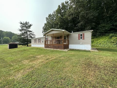 1st Choice Lodging - Burr Oak Bungalow