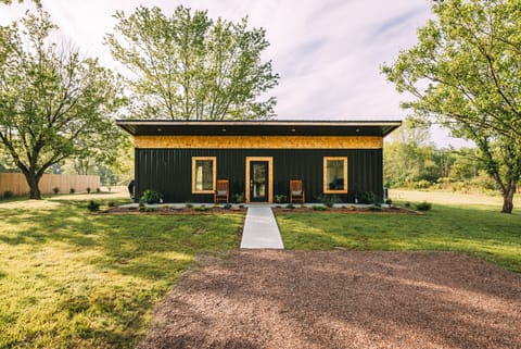 Front View at Daylight -Nova Cottage