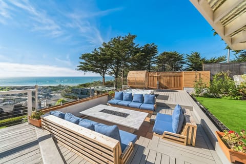 Unobstructed views of the Pacific Ocean from the fireside.