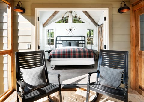 Premium bedding, down comforters, pillowtop beds, in-room safe