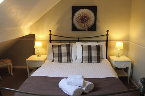 3 bedrooms, individually decorated, individually furnished, free WiFi
